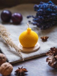 Świeca bombka grawerowana 60 g