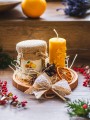 Zestaw prezentowy miód smakowy ze świecą w celofanie z dekoracjami (2).jpg