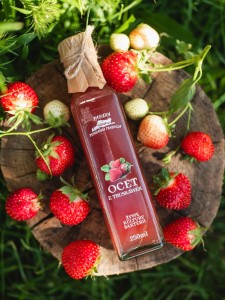 Ocet z truskawek 250 ml